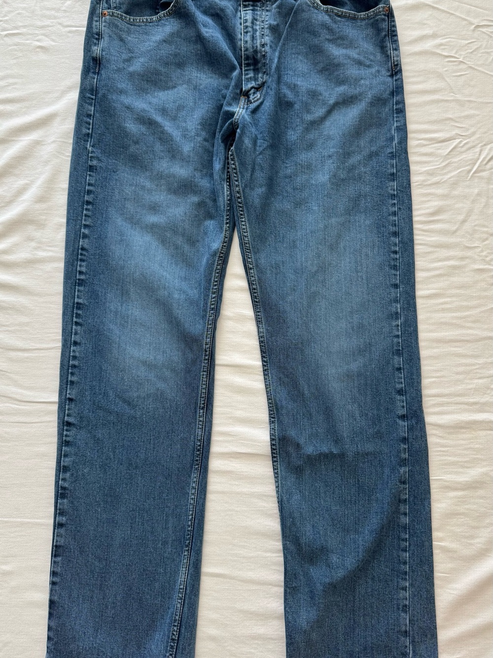 Levi's 505 Men's Classic Blue Straight-Leg Jeans
